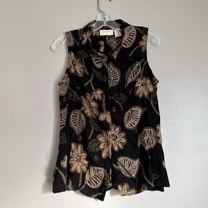Vintage boho floral button up sleeveless shirt